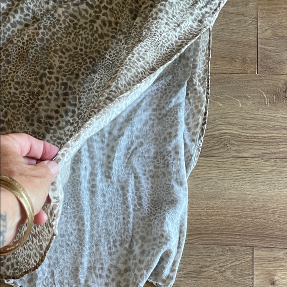 Gillia Gray Animal Print Top - Picture 4 of 9